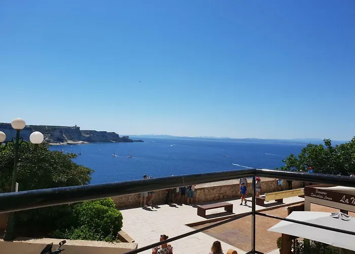 Chez Dume
